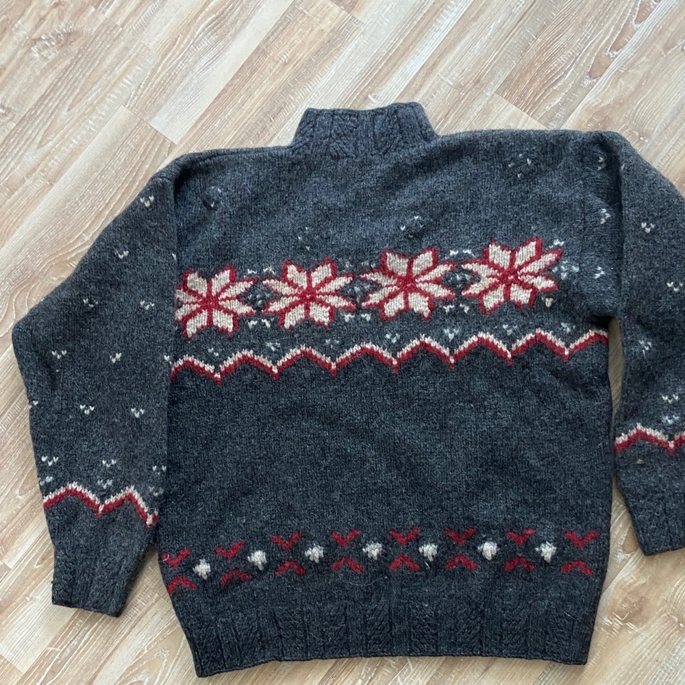 Gray Nordic Pattern Women’s 100% Wool Knit Sweater - Picture 8 of 9
